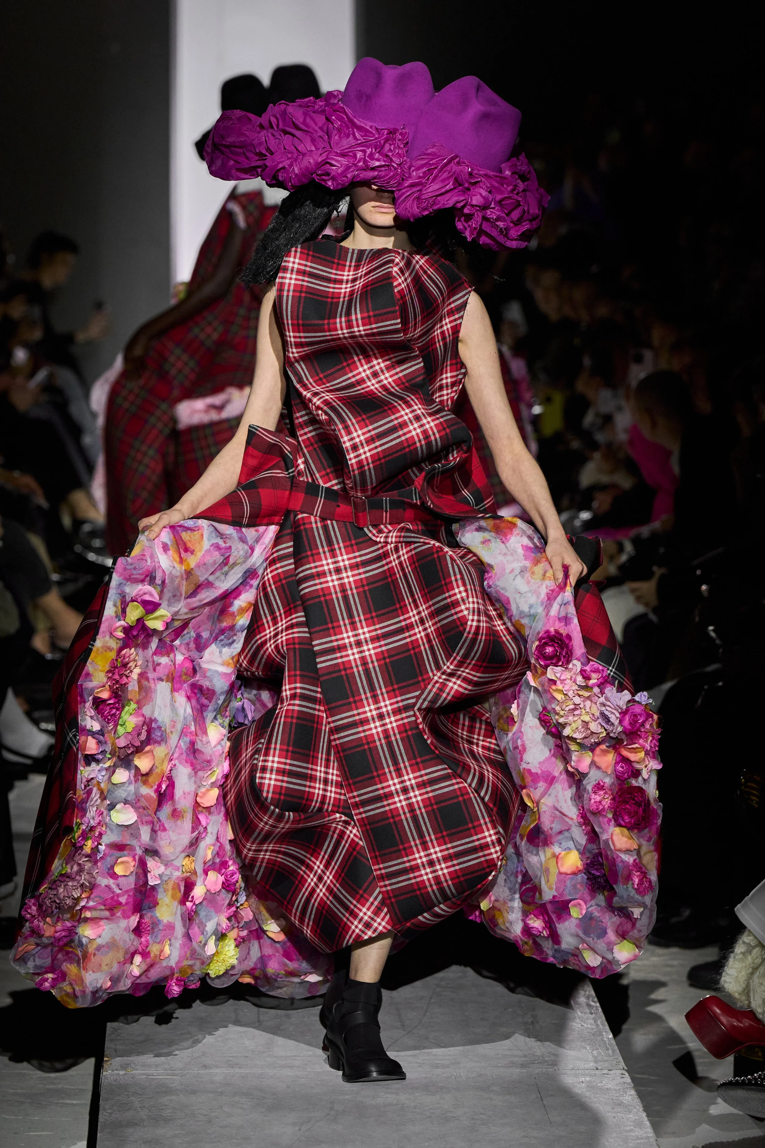 COMME DES GARÇONS FW25 —